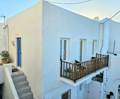 Property building, Balcony/Terrace