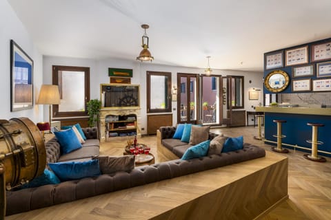 TV and multimedia, Living room