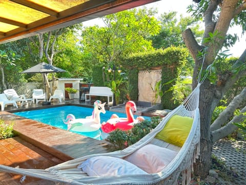 Property building, Garden, Garden view, Garden view, Pool view, Pool view, Swimming pool