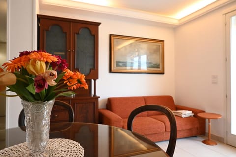 SE134 - Marotta, bilocale con balcone e garage Apartment in Marotta