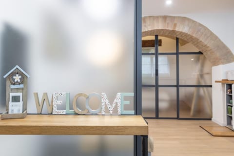 Property logo or sign, Logo/Certificate/Sign, Text overlay, Certificate/Award, heating, internet