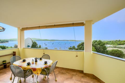 Balcony/Terrace, Dining area, Landmark view, Sea view