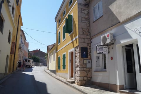 Facade/entrance, Street view