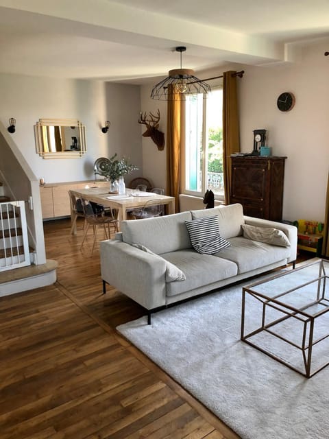 Magnifique maison familiale proche de Paris et Orly aéroport Villa in Massy