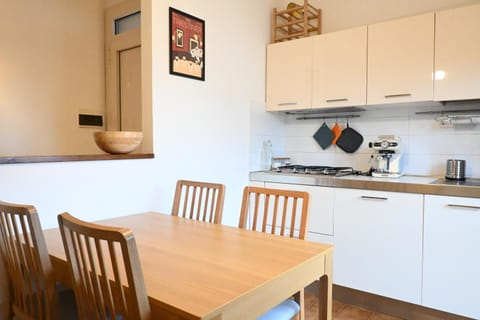 SE148 - Marotta, trilocale con terrazzo e posto auto Apartment in Marotta