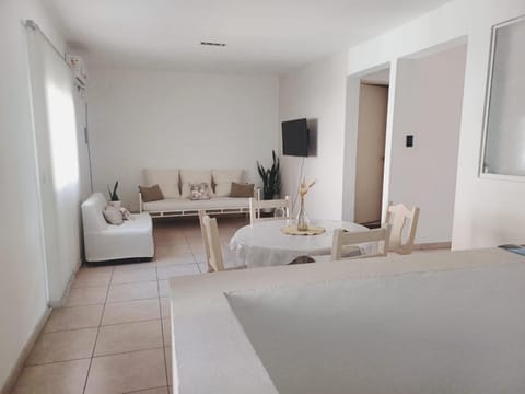 TV and multimedia, Living room, Dining area