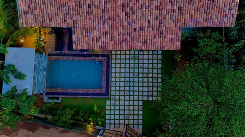 Property building, Day, Garden, Evening entertainment, Garden view, Pool view, Swimming pool