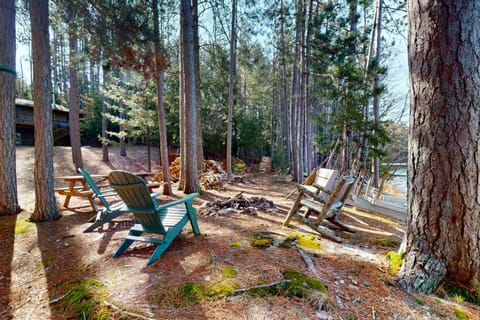 Swaying Pines Estate House in Three Lakes