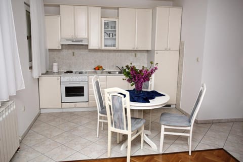 Apartments in Beautiful Split Apartment in Podstrana