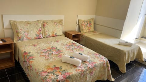 Caminho de Itacoatiara Bed and Breakfast in Niterói