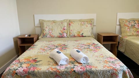 Caminho de Itacoatiara Bed and Breakfast in Niterói