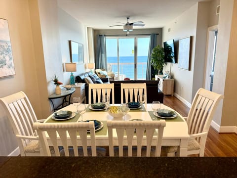 Living room, Seating area, Dining area, Sea view