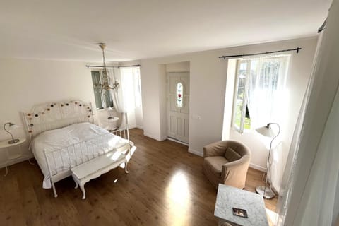 L’Atelier du Valet - Vigoux House in Centre-Val de Loire