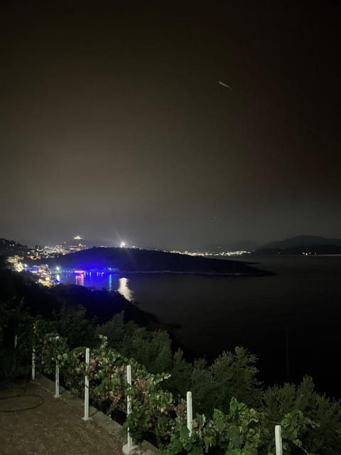 Home Majka Vacation rental in Sarandë