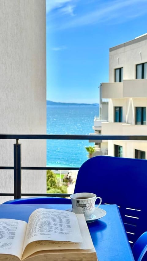 Day, Natural landscape, Coffee/tea facilities, View (from property/room), Balcony/Terrace, Sea view
