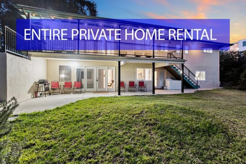 Entire Private Home with 4 Bedrooms 3 Bathrooms, King Bed, Big Yard, Prime Area, Ranch Style, Available Now House in La Mesa