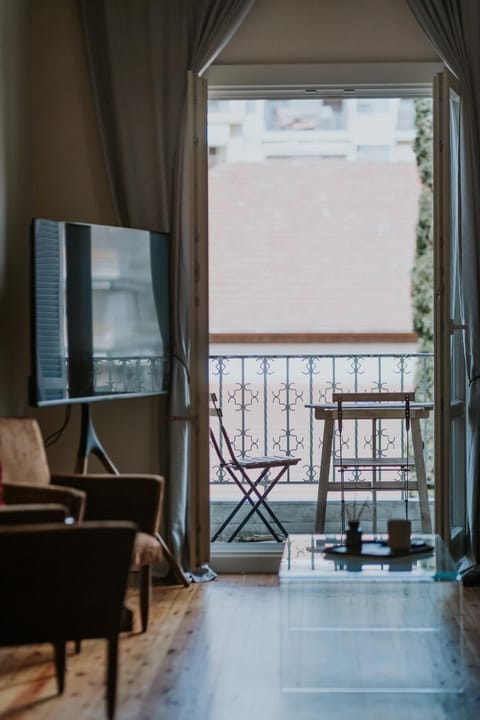 TV and multimedia, View (from property/room), Living room, Seating area