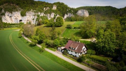 Property building, Natural landscape, On site, Area and facilities