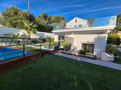 Villa Sanadream - location d'appartements Sanary - Portissol Apartment in Sanary-sur-Mer