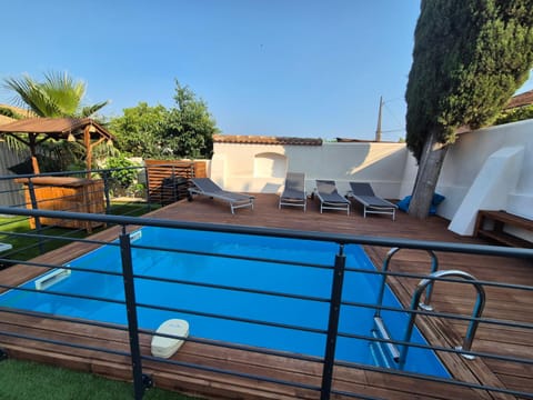 Villa Sanadream - location d'appartements Sanary - Portissol Apartment in Sanary-sur-Mer