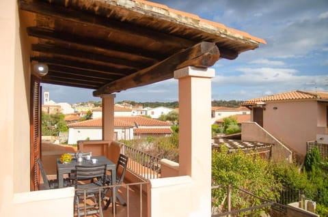 Centro San Teodoro Apartment in San Teodoro