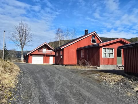 Property building, Natural landscape