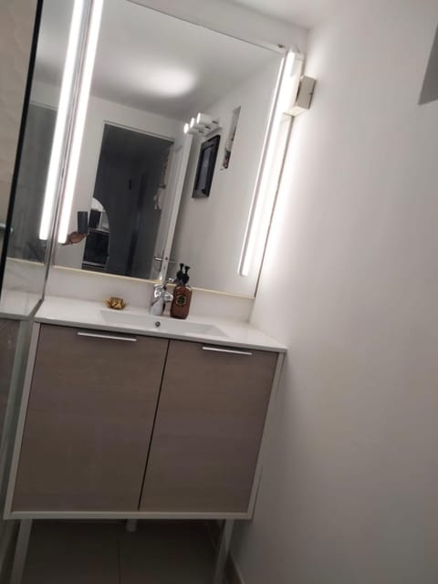 Nid Douillet Apartment in Île-de-France