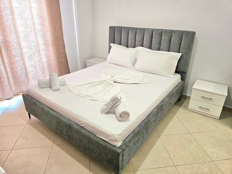Center Apartments Bed and Breakfast in Ksamil