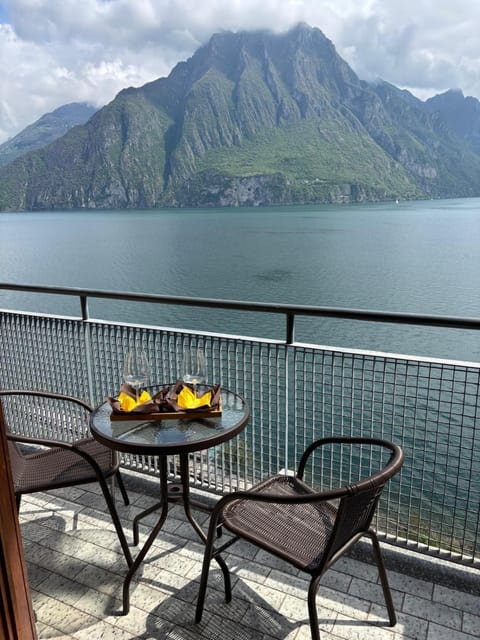 Lake view, Lake view, Mountain view, Mountain view