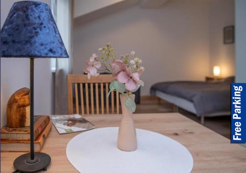 Dining area, Bedroom, kitchen