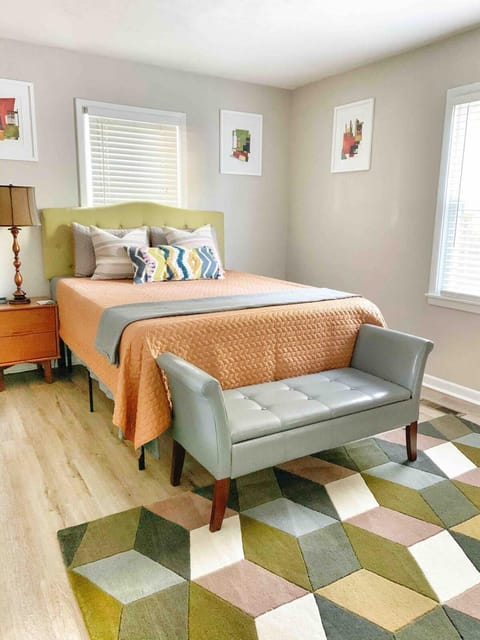 Family Comfort with Graceful Stays House in Decatur