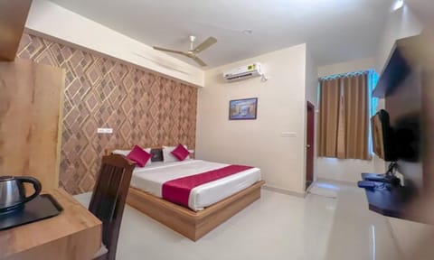 Bedroom, room service