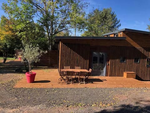 Property building, Patio, Garden, Garden view