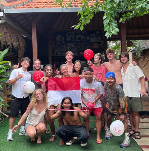 Day, group of guests