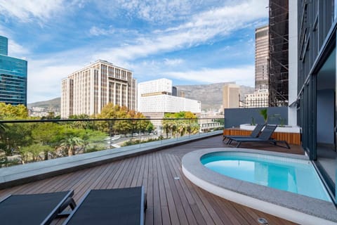 Pool view, Swimming pool