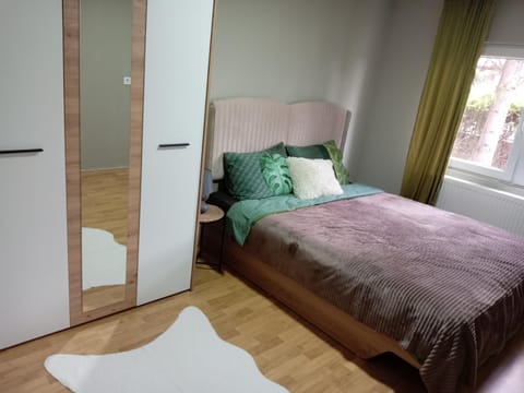Bed, Photo of the whole room, Bedroom, wardrobe