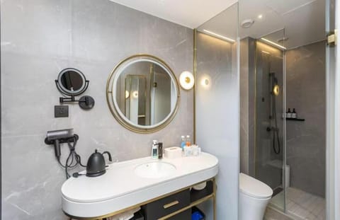 Atour X Hotel Tianjin West Railway Station South Square Hotel in Tianjin