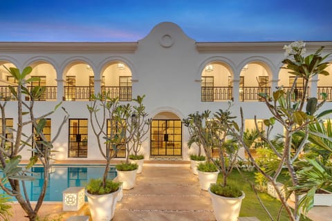 Property building, Patio, Day, Garden, Garden view, Pool view, Swimming pool