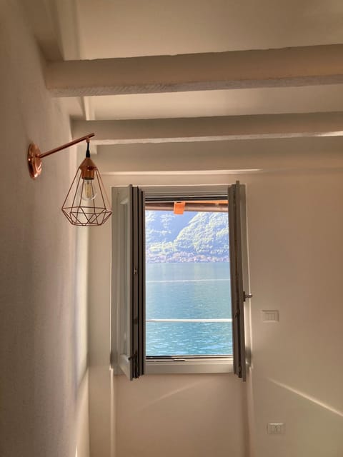 Da Mirella apri la finestra e innamorati del lago! Apartment in Tremezzina