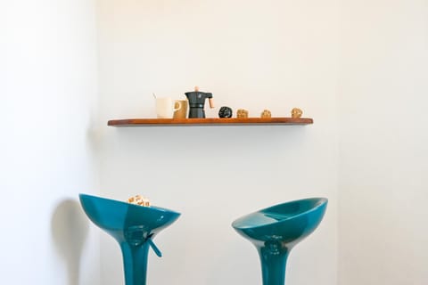 Coffee/tea facilities, Decorative detail