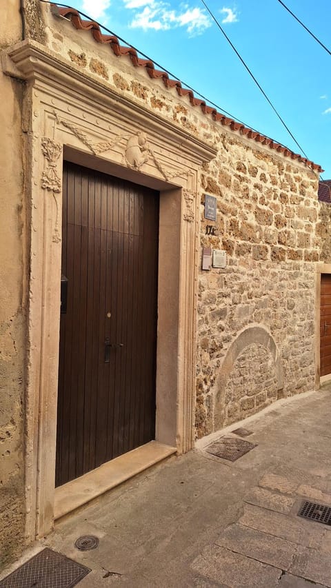 Studio Apartment Portal Apartment in Šibenik