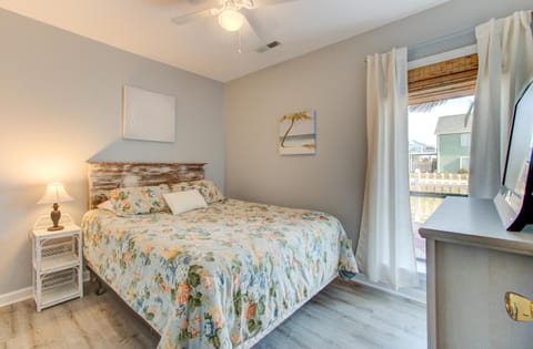 Cozy Kure by Carolina Beach Realty House in Kure Beach