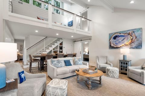 46 Crested Flycatcher by Akers Ellis Rentals House in Kiawah Island