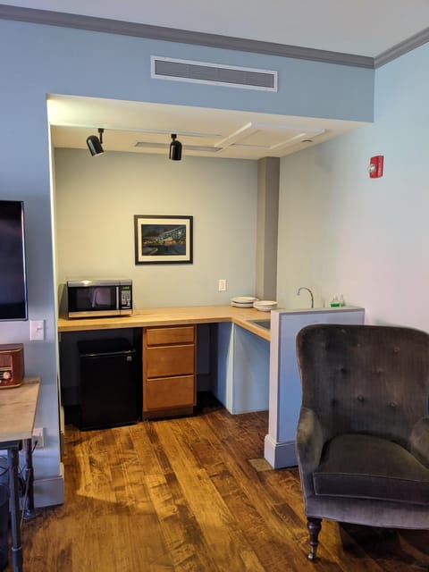 Hotel on North Hotel in Pittsfield