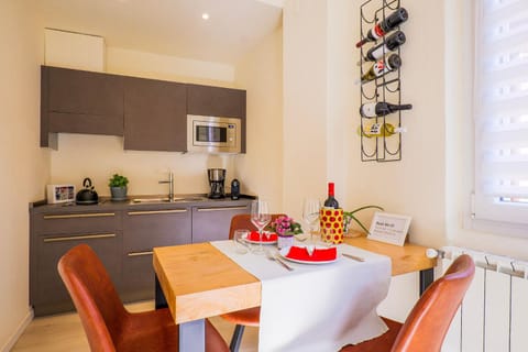 Kitchen or kitchenette, Living room, Dining area