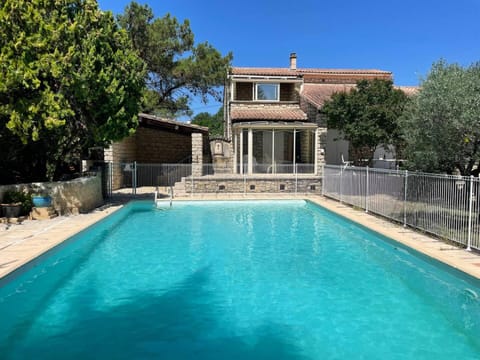 Villa Provençale avec piscine Villa in Pernes-les-Fontaines