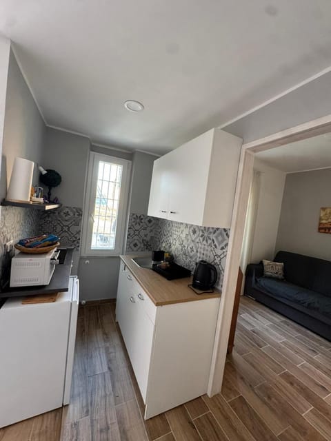 Kitchen or kitchenette, stove