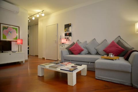 TV and multimedia, Living room