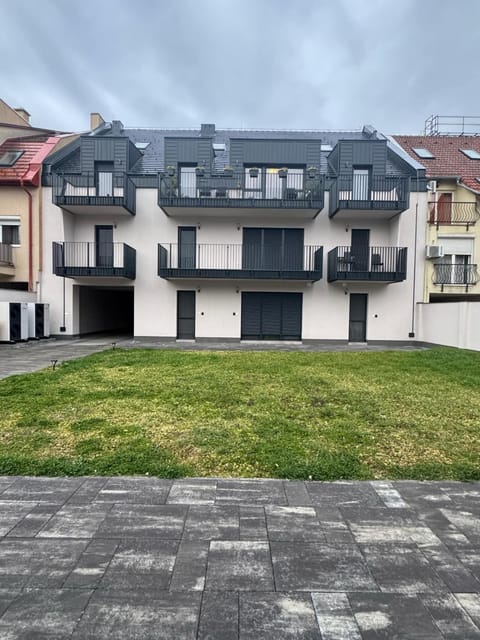 Milla Apartman Szeged Apartment in Szeged