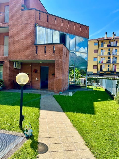 Property building, Garden, Garden view